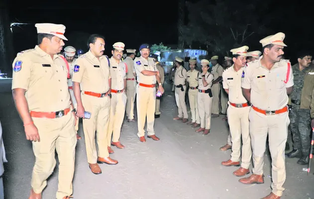 సరిహద్దులో పటిష్ట నిఘా: ఎస్పీ