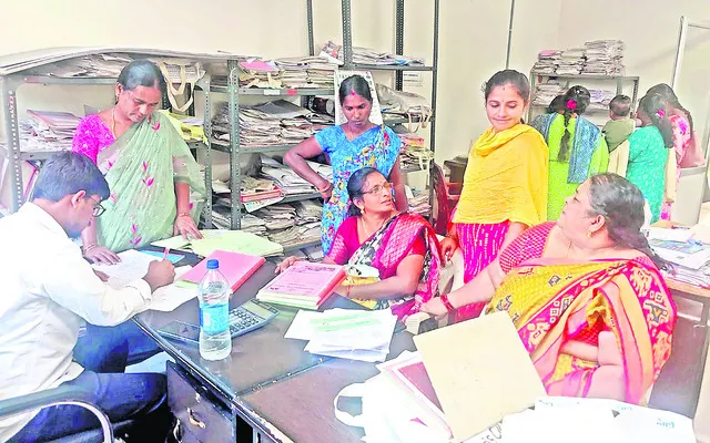 ఆడిట్‌తో అక్రమాలకు చెక్‌