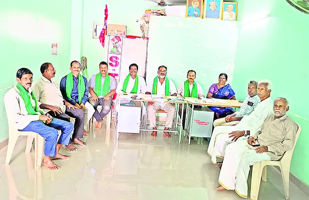 కలెక్టరేట్‌ను ముట్టడిస్తాం 