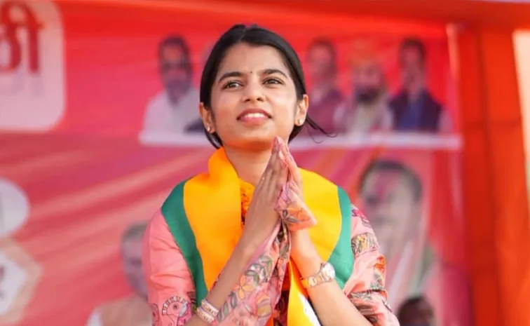 BJPs Maithili Thakur races ahead as early trends break