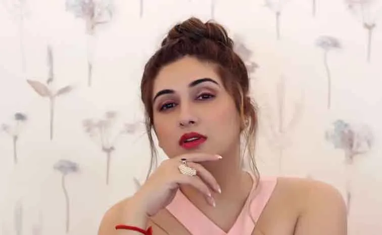 TV Actress Vahbbiz Dorabjee about Gold Digger