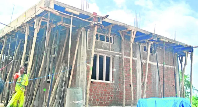 ‘ఇందిరమ్మ’కు ‘ఉపాధి’! 