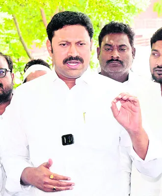 చంద్రబాబు పాలనలో అభివృద్ధి శూన్యం 