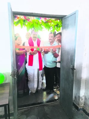 చదువుతోనే సమాజంలో గుర్తింపు