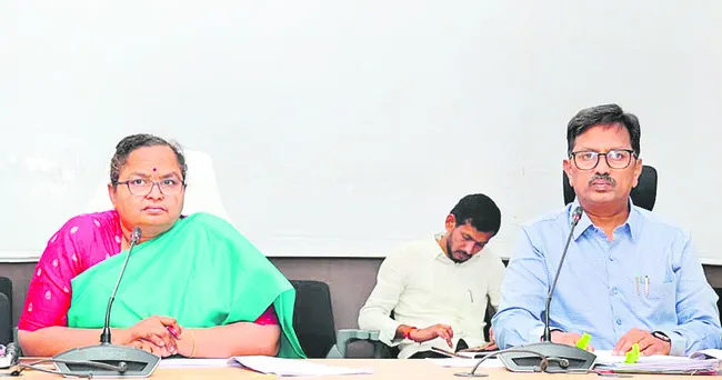 వైద్య సేవలు మరింత మెరుగుపడాలి