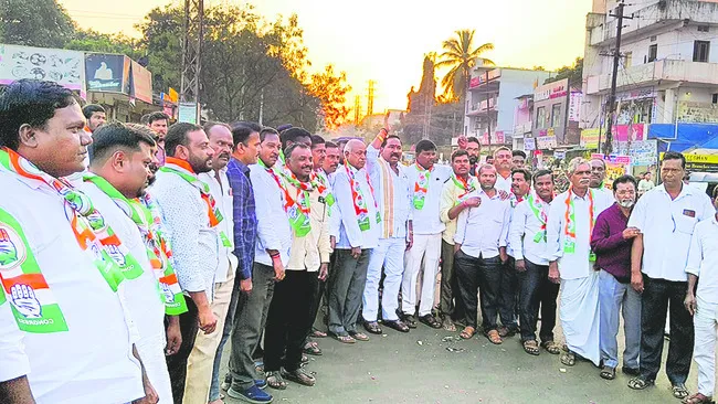 కాంగ్రెస్‌ సంబురాలు 