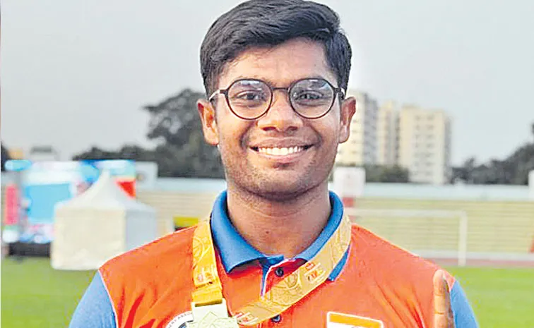 చరిత్ర సృష్టించిన ధీరజ్, అంకిత