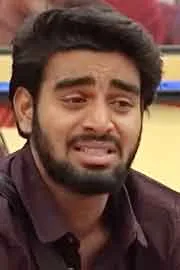 Bigg Boss 9 Telugu: Emmanuel, Pawan Kalyan Childhood Memories15