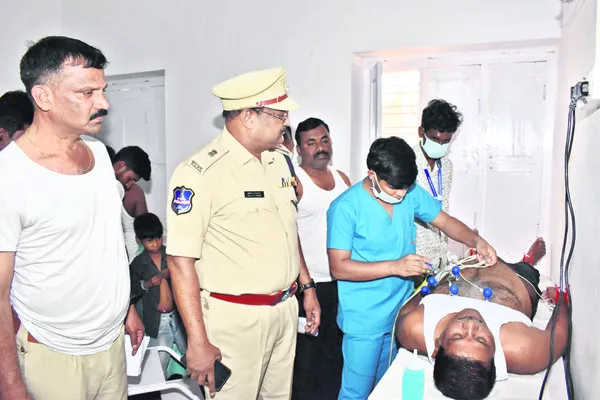 ప్రత్యేక లోక్‌ అదాలత్‌లో 175 కేసులు పరిష్కారం 
