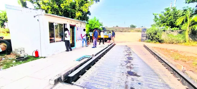 రేపటి నుంచి పత్తి మిల్లుల బంద్‌