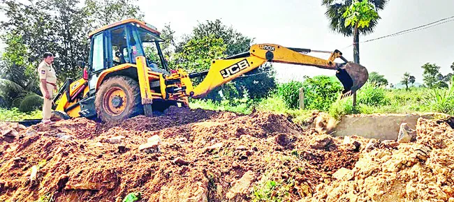 కృత్రిమ ఇసుక ఫిల్టర్లు ధ్వంసం 