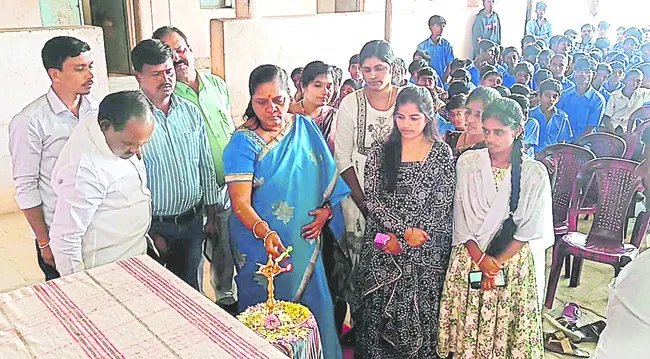 ‘బిర్సా’ను స్ఫూర్తిగా తీసుకోవాలి 