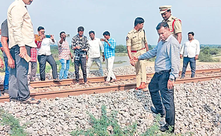 సీఐ సతీష్‌ మృతిపై వీడని మిస్టరీ!