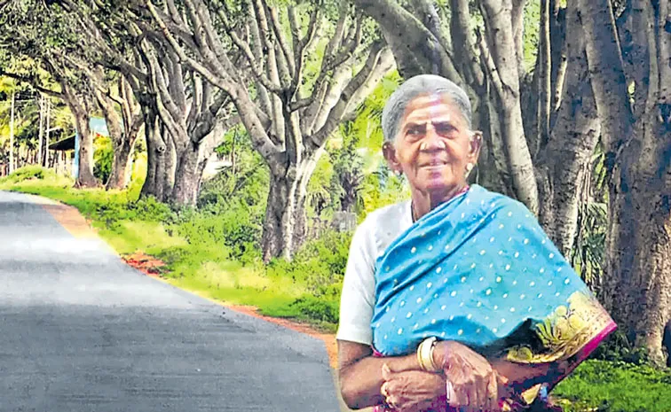 చెట్ల అవ్వ వెళ్ళిపోయింది