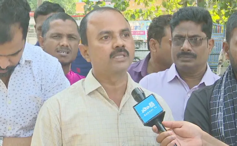 Steel Plant Workers Anger Against Chandrababu