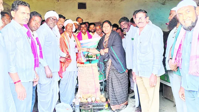 మద్దతు ధరకు కొనుగోలు చేయాలి
