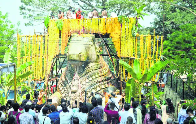 మహా నందీశ్వర మస్తకాభిషేకం 