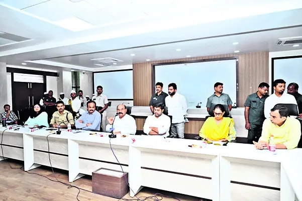 పోలింగ్‌ కేంద్రాల హేతుబద్ధీకరణ పూర్తి చేయాలి 