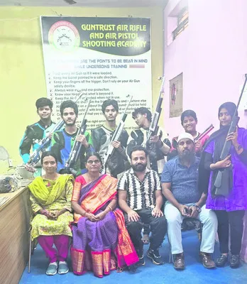 రాష్ట్రస్థాయి రైఫిల్‌ షూటింగ్‌ పోటీలకు ఎంపిక