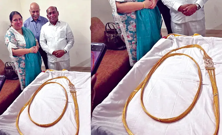 వెంకన్నకు వజ్రాల బంగారు యజ్ఞోపవీతం 