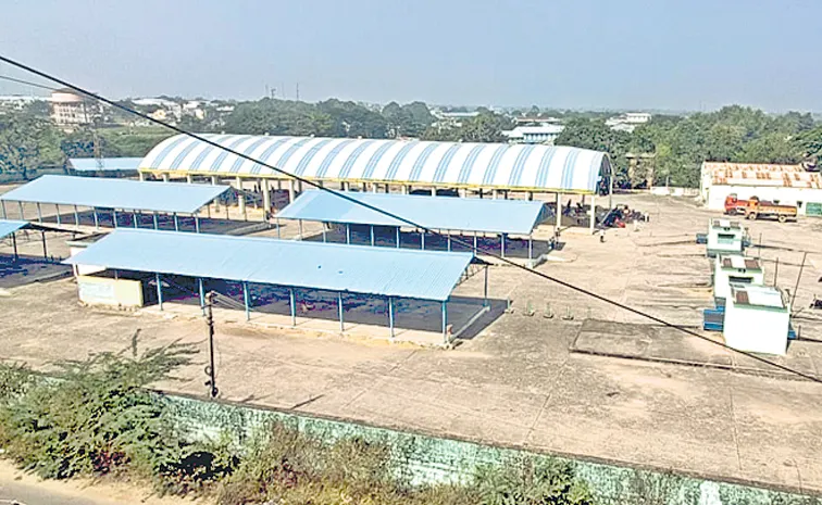 Farmer is in grief because he has no money to invest