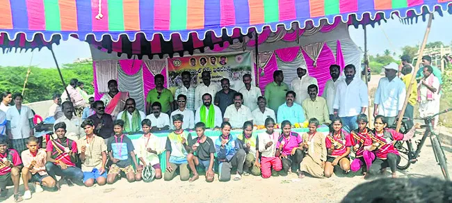 రాష్ట్రస్థాయి సైక్లింగ్‌ పోటీలకుఎంపిక 
