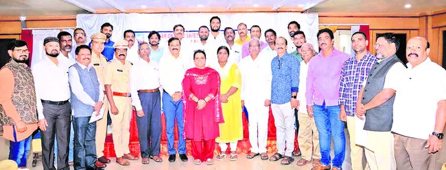 అతివేగంతోనే అత్యధిక ప్రమాదాలు