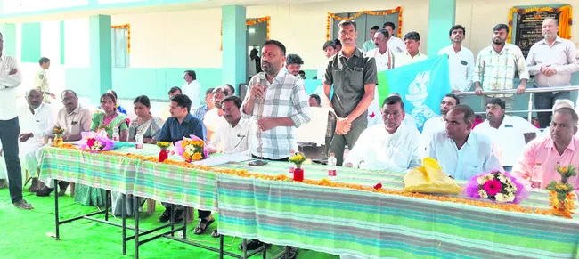 విద్యార్థులపైనే దేశ భవిష్యత్తు