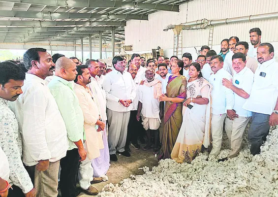 రైతు సంక్షేమం పట్టదా? 