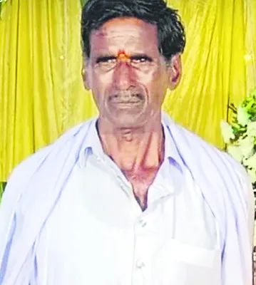 వేర్వేరు ప్రమాదాల్లో ఇద్దరు మృతి 