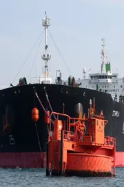 why India booking oil tankers from the Middle East