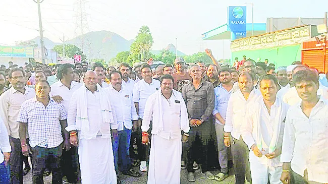 పల్నాడు గ్రానైట్‌ పరిశ్రమలో ‘సీనరేజ్‌’ రగడ 