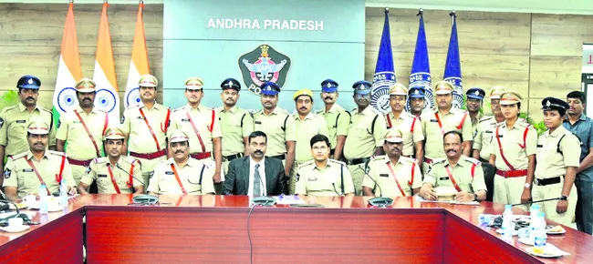 సైబర్‌ నేరగాళ్లకు చెక్‌ 