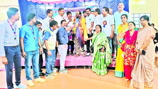 క్రీడల సక్సెస్‌లో పీఈటీలే కీలకం