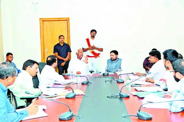 పునరుద్ధరణ పనులు చేపట్టాలి