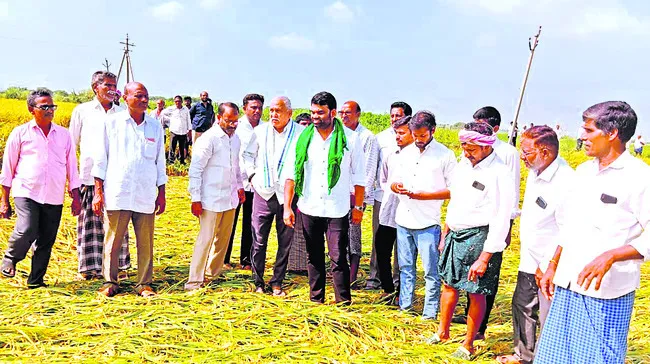 రైతులను ఆదుకోవడంలో ప్రభుత్వం విఫలం 