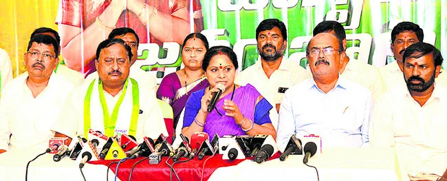 రాష్ట్రంలో రాజకీయ శూన్యత