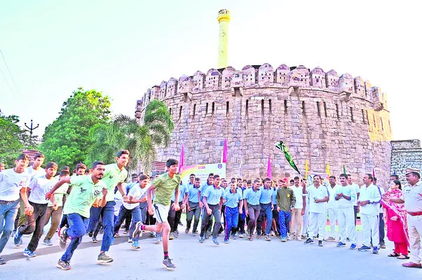 కర్నూలులో ‘ఐక్యత’ పరుగు 