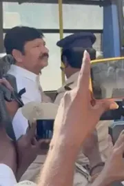 AP Police Came To YSRCP Jogi Ramesh House At Vijayawada Updates1