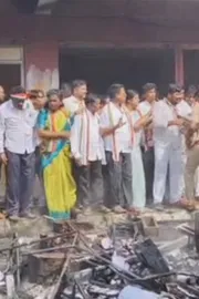 Bhadradri Kothagudem: Congress Leaders Besiege Manuguru Brs Office7