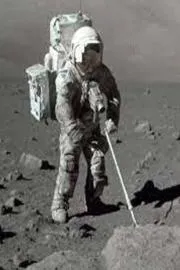 A Gift from Nixon: A Moon Pebble for Each Head of State 135 Countries2