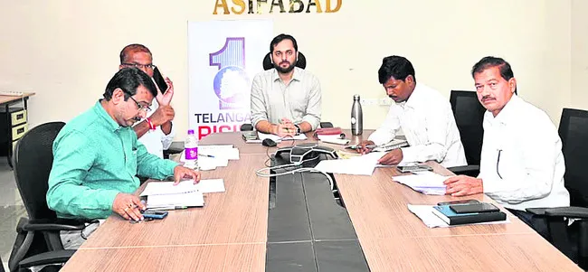 ఇందిరమ్మ ఇళ్లు వేగవంతం చేయాలి