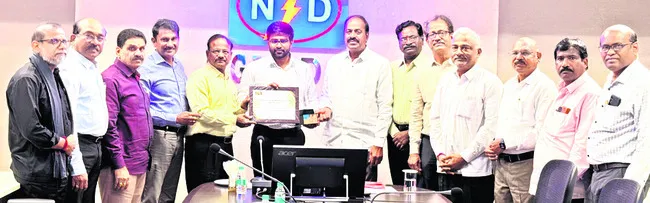 టీజీ ఎన్పీడీసీఎల్‌కు ప్రతిష్టాత్మక అవార్డు 