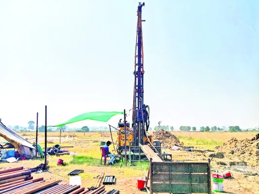 బొగ్గు అన్వేషణకు డ్రిల్లింగ్‌