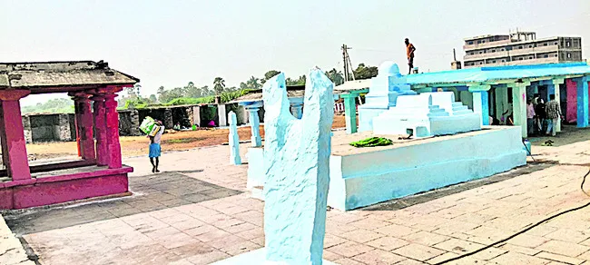 ఆలయాలు ముస్తాబు  