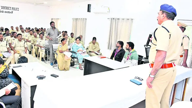 ఆరోగ్య బీమా జీవితానికి ధీమా 