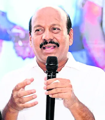 రైలుచక్రాలను దేశంలోనే ఉత్పత్తి చేసుకోవాలి 