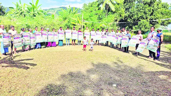 చలో సరుబుజ్జిలి పోస్టర్‌ ఆవిష్కరణ