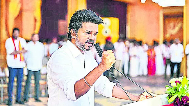 మళ్లీ విజయ్‌ మీట్‌ ది పీపుల్‌