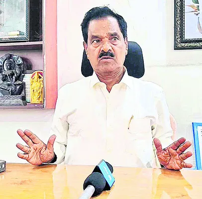 కులాలు, మతాలను రెచ్చగొట్టొద్దు 